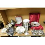 Various silver plated and metal wares, to include a Salem Diwali dish, a tankard, serving tray,