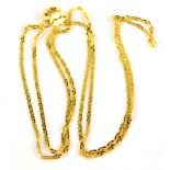 A fancy link fine chain, with single circular clasp, yellow metal stamped 10kt, 45cm long, 1.1g.