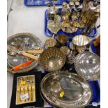 Plated wares, to include two handled trophy, part cruet, rose bowl, goblet, loose and cased