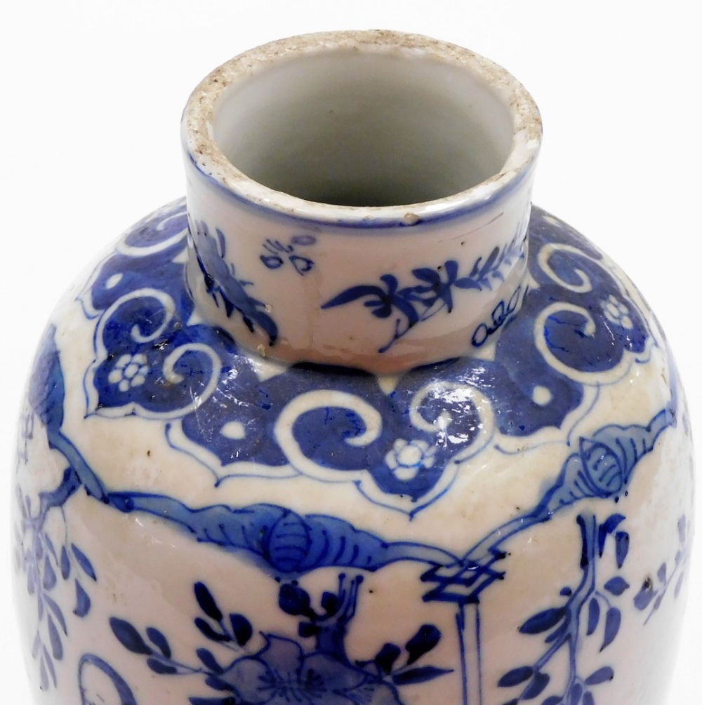A Chinese blue and white porcelain baluster jar and cover, decorated with panels of women - Image 5 of 8