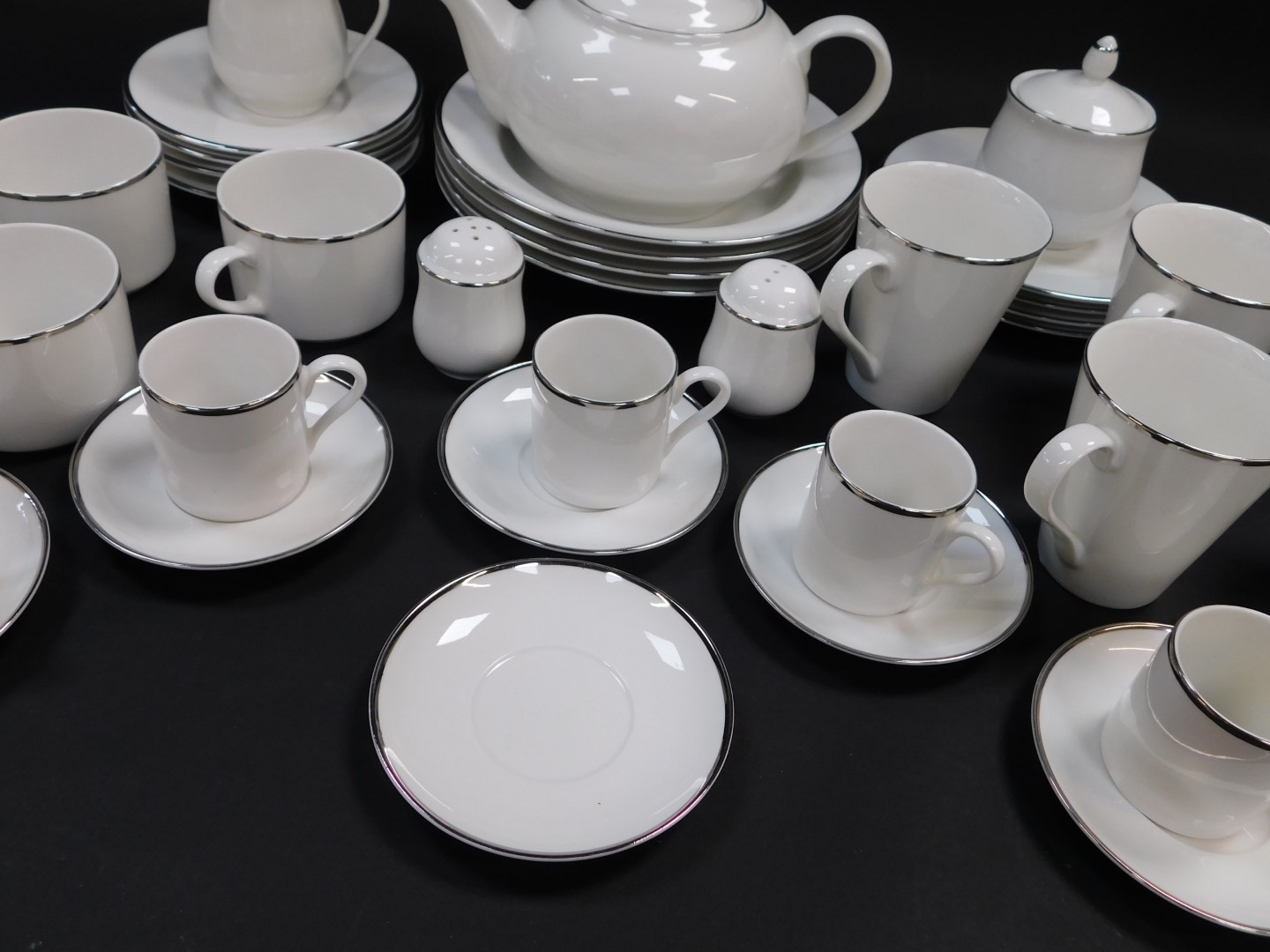 A Maxwell Williams porcelain part breakfast service, decorated in the White Platinum pattern, - Image 5 of 6