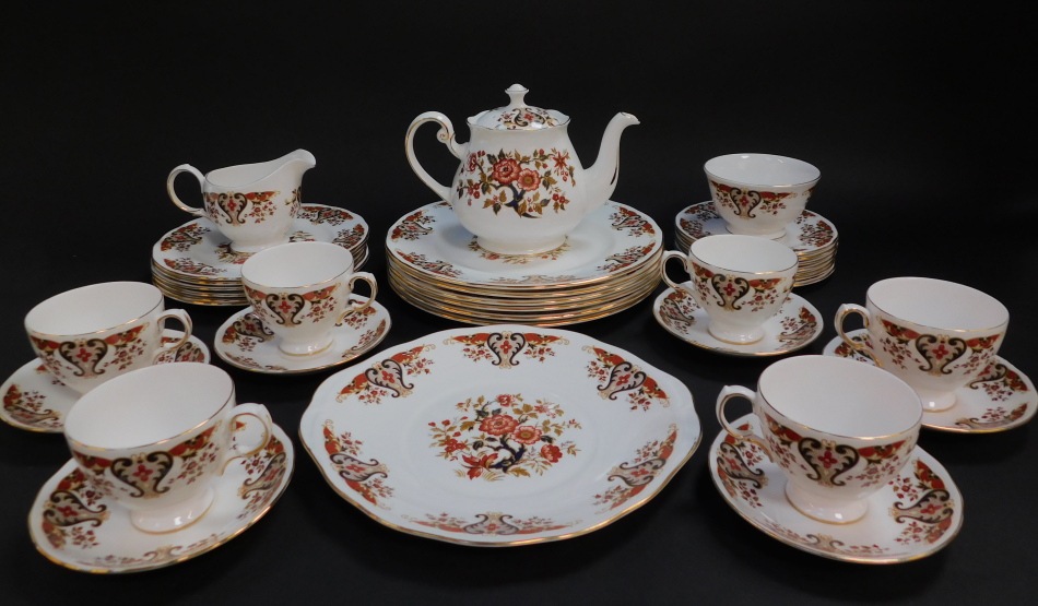 A Colclough porcelain part tea and dinner service decorated in the Royale pattern, No 8525,