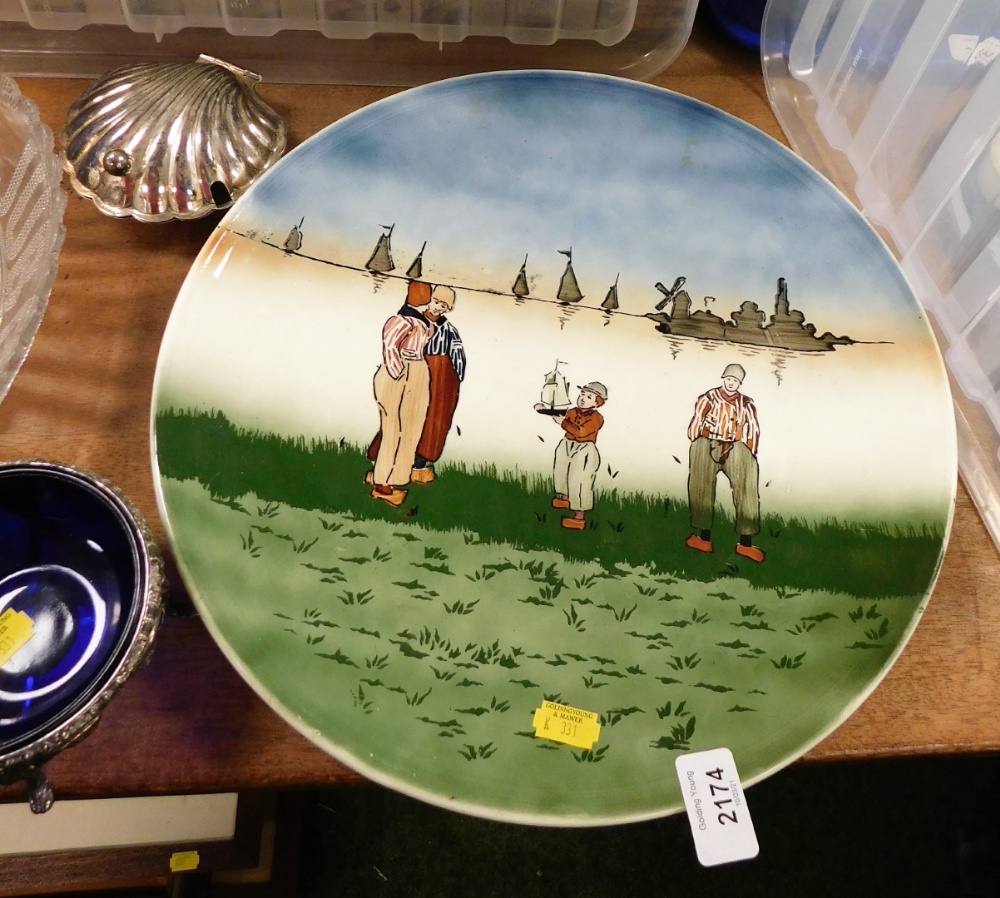 Various ceramics and effects, to include a Continental painted wall plate, silver plated sugar bowl, - Bild 3 aus 3