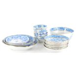 A quantity of 19thC English porcelain Willow pattern items, to include five tea bowls, saucers,