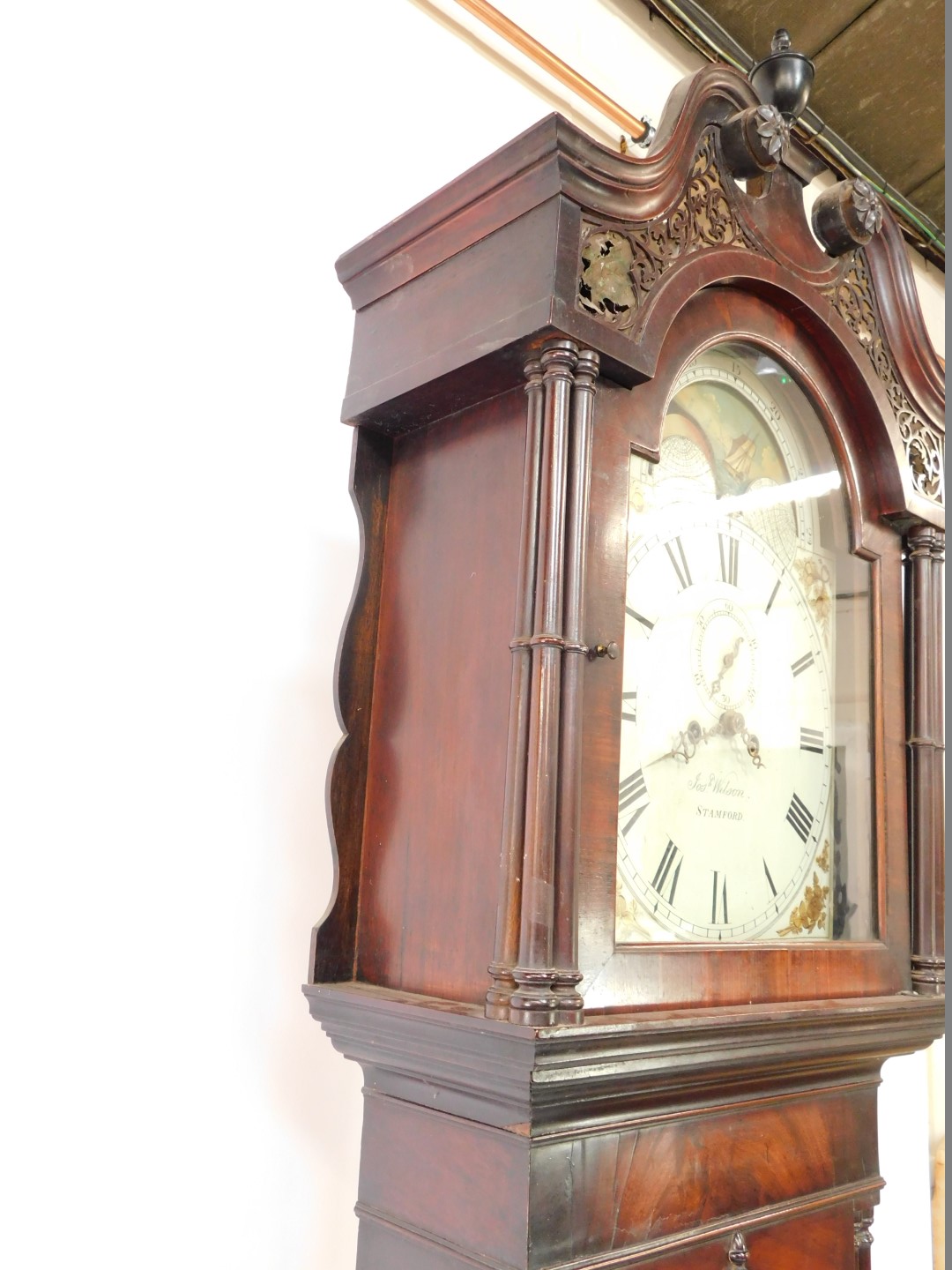 Joseph Wilson of Stamford. An early 19thC flame mahogany longcase clock, the enamel break arch dial - Bild 4 aus 11