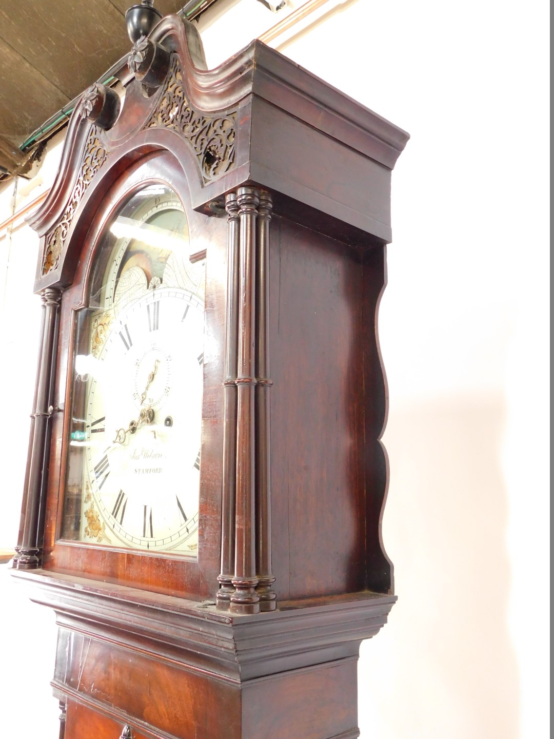 Joseph Wilson of Stamford. An early 19thC flame mahogany longcase clock, the enamel break arch dial - Bild 7 aus 11