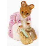 A Beatrix Potter Hunker Munker sweeping figure, 9cm high. (AF)