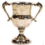 A small silver two-handled prize cup, Chester, 3oz.