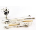 A collection of silver and silver plate, to include a part fish server with silver plated blade, and