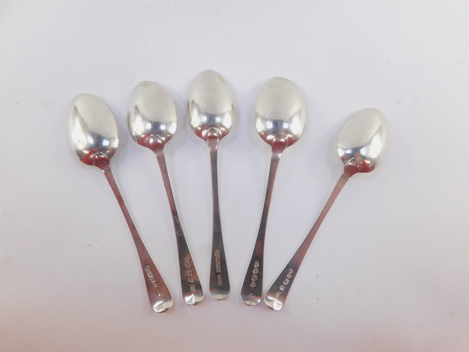 A matched set of ten 19thC silver teaspoons, bright cut, Old English pattern, initialled, with plain - Image 6 of 7