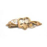 A Victorian gold brooch, cast as a basket of flowers, 1.8g. (AF)