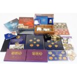 Various commemorative and other coins, to include two of the coinage of Great Britain for 1970, The