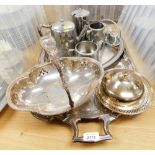 Various silver plated wares, to include a hammered serving tray, coffee pot, milk jug and sugar bowl