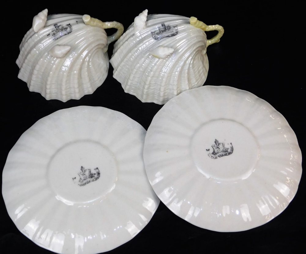 A rare Belleek complete cabaret set with tray, teapot and cover, creamer, sugar and two teacups and - Bild 10 aus 10