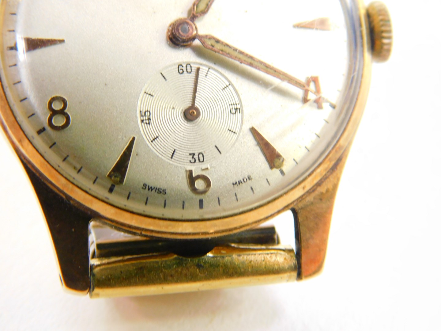 A Roamer gentleman's 9ct gold cased wristwatch, circular silvered dial bearing Arabic numerals at ev - Image 3 of 5