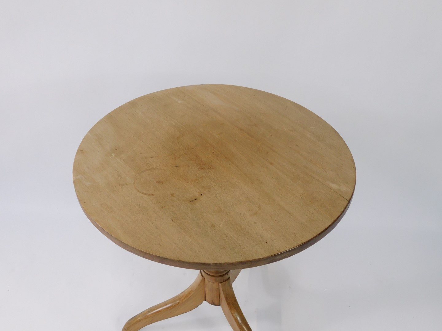 A 19thC bleached mahogany circular occasional table, raised on a baluster turned column, over three - Image 2 of 3