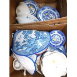 Blue and white Willow pattern china, together with further china. (2 boxes)