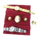 A group of jewellery, to include a Seiko stainless steel ladies wristwatch, a further wristwatch,