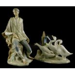 A Lladro porcelain figure of a huntsman seated, and a Lladro figure group of geese. (2, AF)