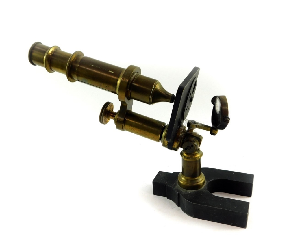 A Hartnack and Prazmowski 19thC brass and cast iron microscope, for Bezu, Harsser and Cie, Paris., t