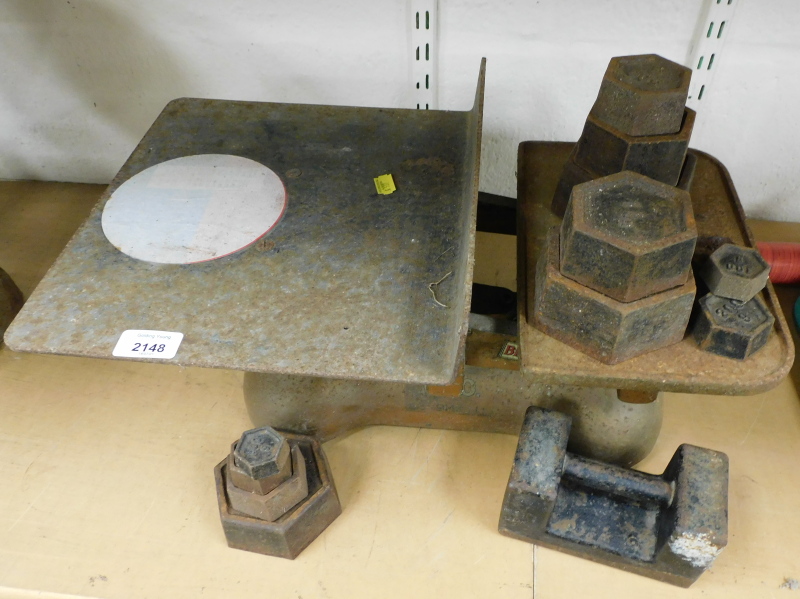 A set of W & T Avery Ltd of Birmingham GPO scales and weights.