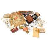 A quantity of collectables, to include a set of Victorian turned bone markers, a silver cheroot case