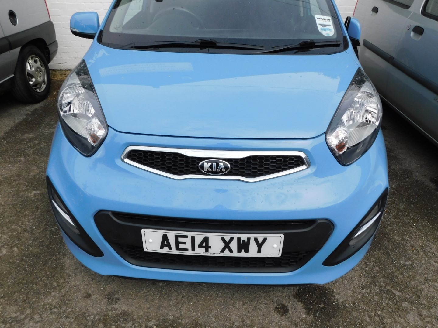 A Kia Picanto 1.0, Registration AE14 XWY, first registered 01/03/2014, five door hatch back, petrol, - Image 2 of 7