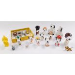 Snoopy ceramic figures, novelty cruets, a set of figural hors d' oeuvres spreaders, etc. (a quantity