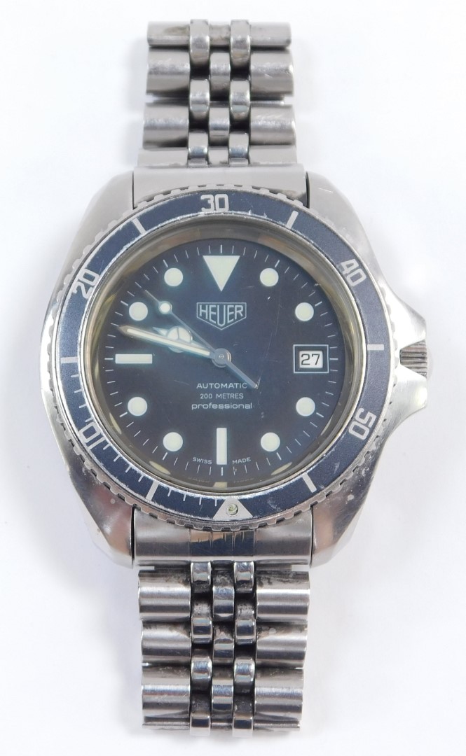 A Heuer gentleman's automatic 200m professional stainless steel case wristwatch, circular black dial - Image 4 of 5