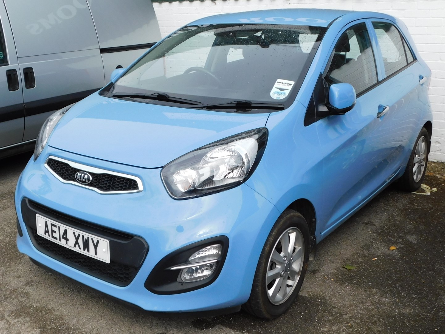 A Kia Picanto 1.0, Registration AE14 XWY, first registered 01/03/2014, five door hatch back, petrol,