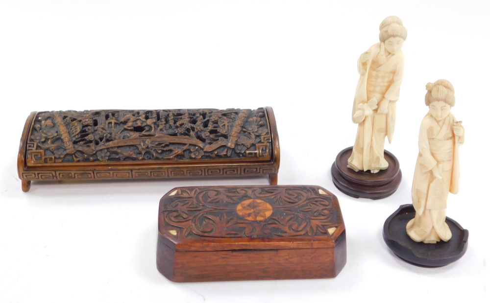 Oriental items, comprising a pair of Japanese carved ivory Okimono, a bronze metal box with pierced - Image 5 of 7