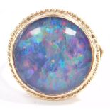 A 9ct gold and opal triplet ring, size M/N, 4.8g.
