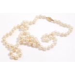 A pearl necklace, possibly natural pearls, 9ct gold clasp, 49.2g.
