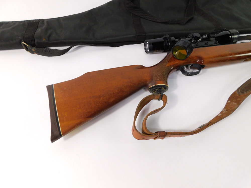 A Weihraeusch Sportwaffen .22 air rifle, with a 4x40 gun sight, cased. - Image 4 of 5