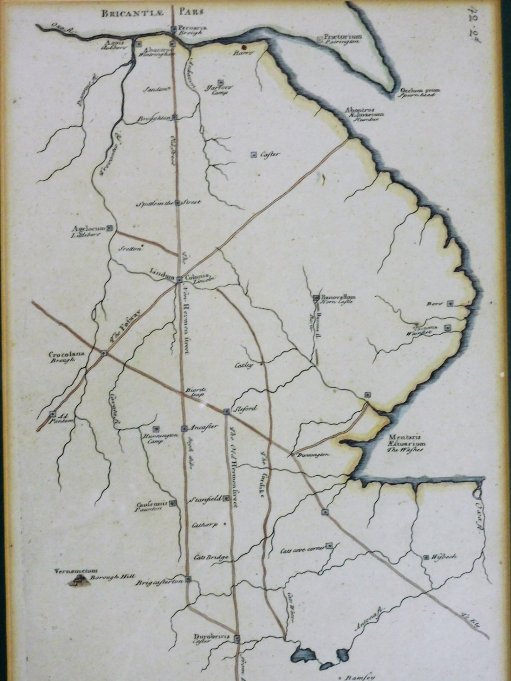 Various framed maps, to include map of Cambridgeshire, Lindsey and Kesteven, Norfolk, town plan of B - Bild 4 aus 8