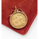 An Edward VII half gold sovereign pendant, in a 9ct rose gold pendant mount, 5.4g all in.