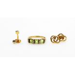 A group of jewellery, to include a 9ct gold dress ring set with three peridot and six cz stones, rin