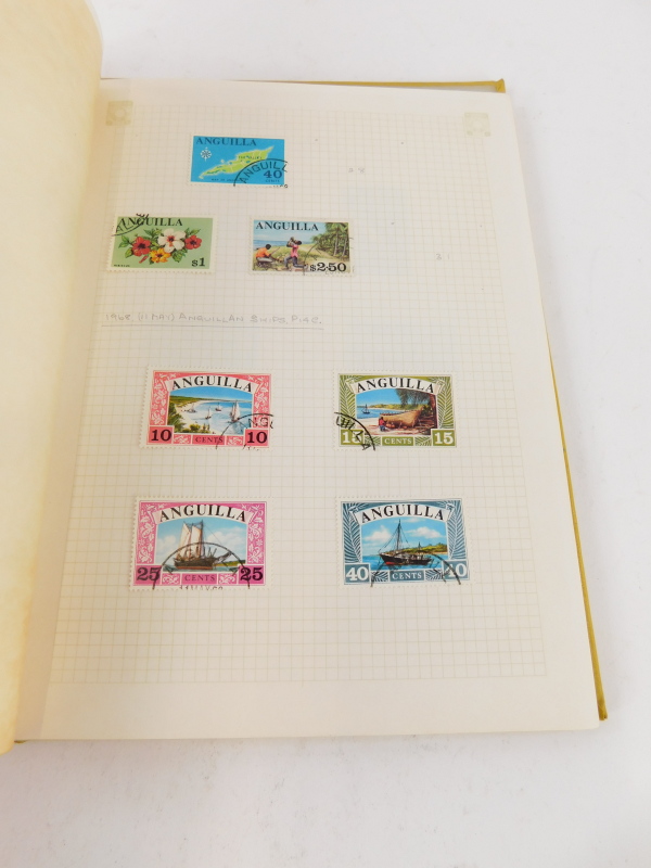 An Islands of The British West Indies stamp collection, with various used stamps mainly for Antigua - Bild 2 aus 3