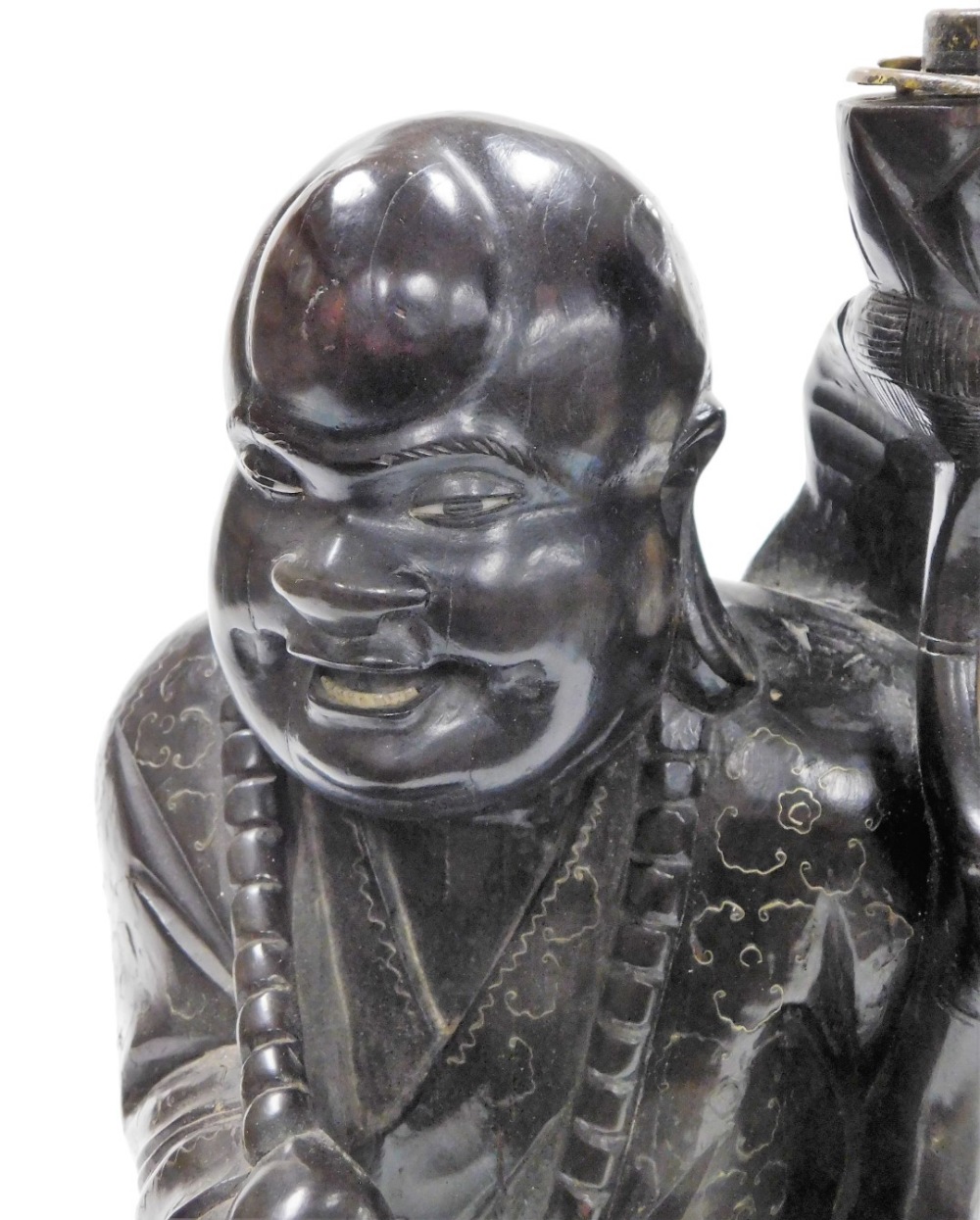 A Chinese teak figure of seated Putai with beads and staff, the body profusely inlaid with silver wi - Bild 5 aus 7