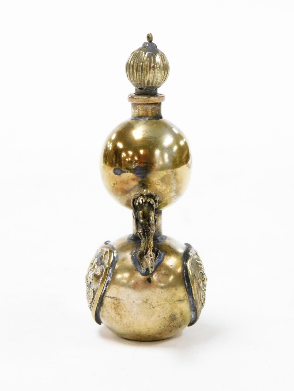 A Chinese bronze opium bottle, with integral spoon stopper, dragon mounts and cast body to the lower - Bild 2 aus 6