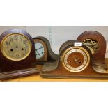 A group of part mantel clocks, cases, movements, etc. (a quantity)