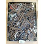 A quantity of old keys. (1 tin)