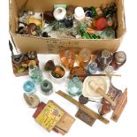 Various bygones collectables, etc., chemist bottles, small pestle and mortar, pharmaceutical bottles
