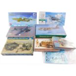 Aircraft and military vehicle model kits, boxed, comprising a Hobbyboss F6df-5n Hellcat, scale 1:48