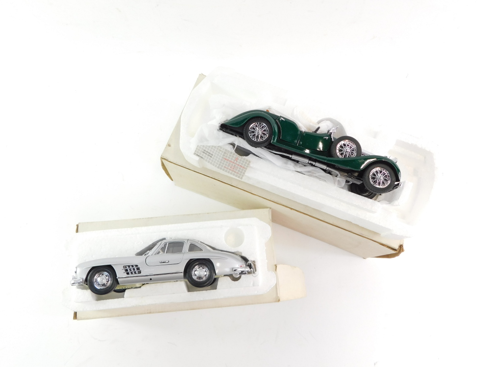 A Franklin Mint die cast precision model of a 1954 Mercedes Benz 300SL, together with a 1938 Alvis 4 - Image 2 of 2