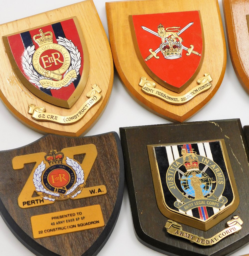 A group of Royal Engineers and other military plaques, to include the Army League Corps, Perth, Army - Bild 3 aus 5
