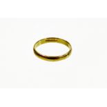 An 18ct gold wedding band, maker B Bros, ring size O½, 2.5g.