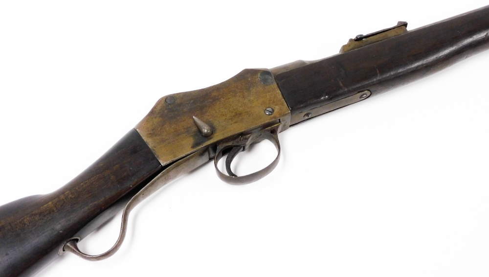 A deactivated Enfield .303" under lever action rifle, Ser. No. 7254, barrel length 20.75". Certific - Bild 2 aus 7