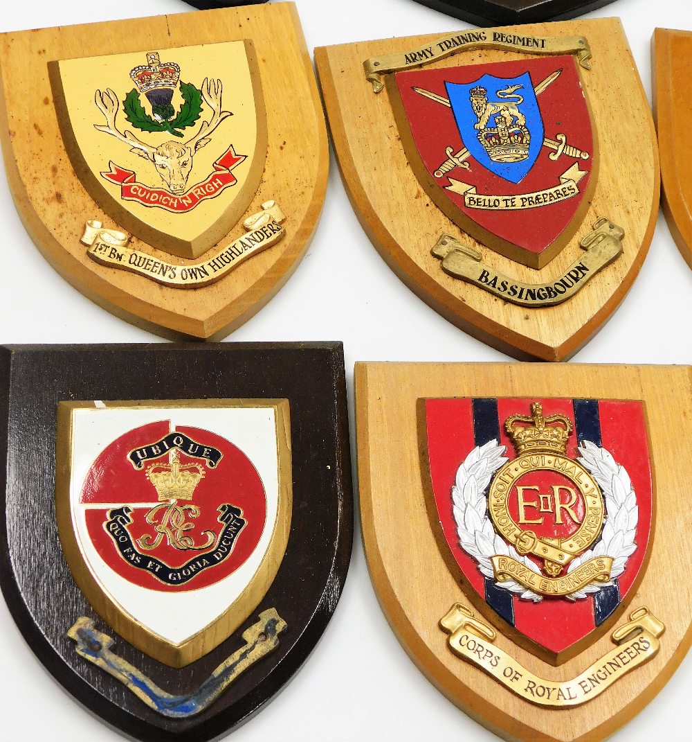 A group of Royal Engineers and other military plaques, to include the Army League Corps, Perth, Army - Bild 4 aus 5