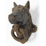A cast iron horse tether, modelled as a horse head 17cm high.